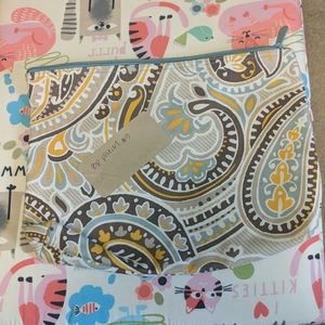 Thirty-One Zip-Top Pouch